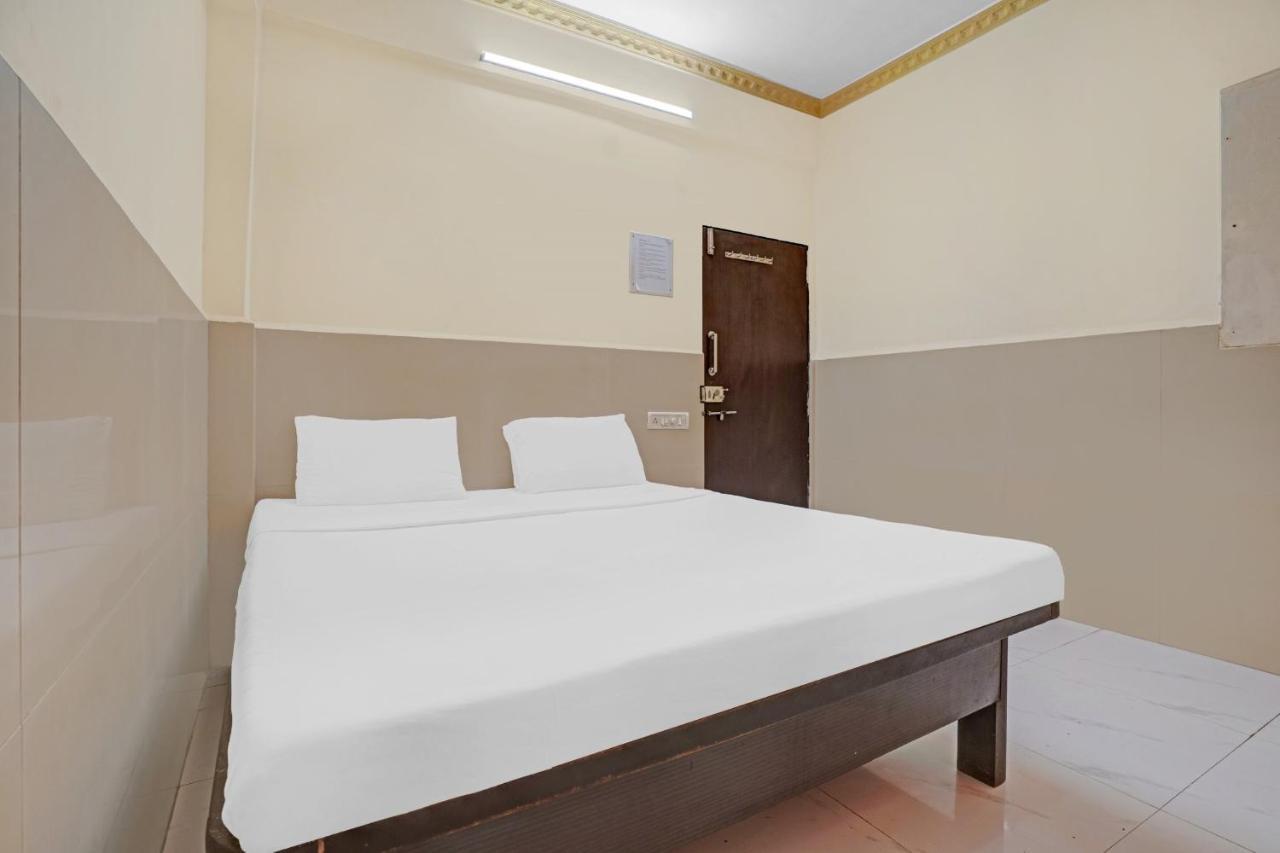 Spot On 81122 Alfa Lodge Mumbai Exterior photo